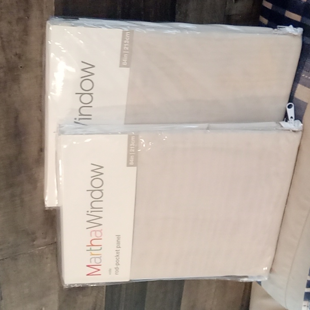 2 Martha Stewart Martha Window rod pocket panels
